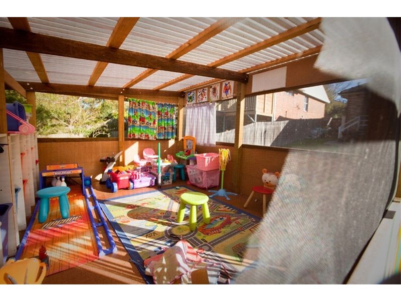 12 Phillip Avenue, Seaforth NSW 2092