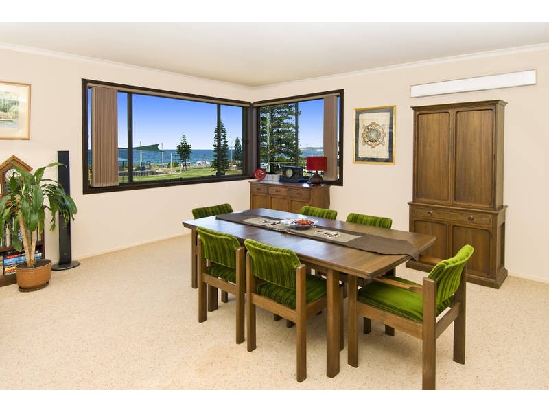 226 Ocean Street, Narrabeen NSW 2101