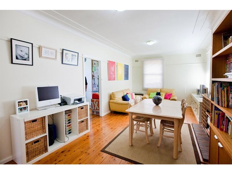 12 Phillip Avenue, Seaforth NSW 2092