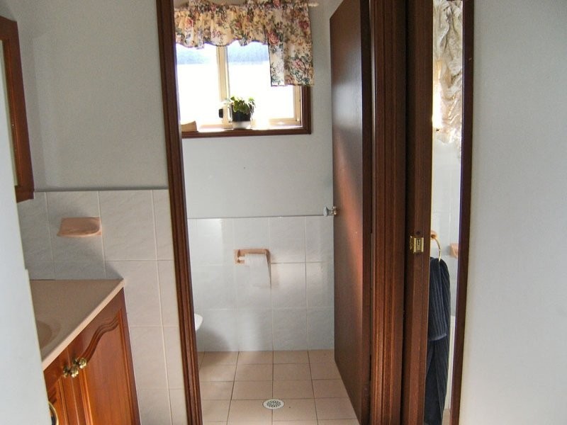 6 Devonshire Road, Robertson NSW 2577