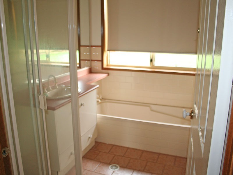 4 Meryla Street, Robertson NSW 2577