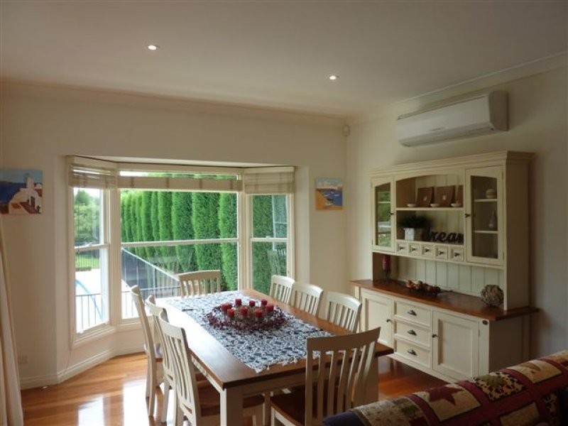 16 Yean Street, Burradoo NSW 2576