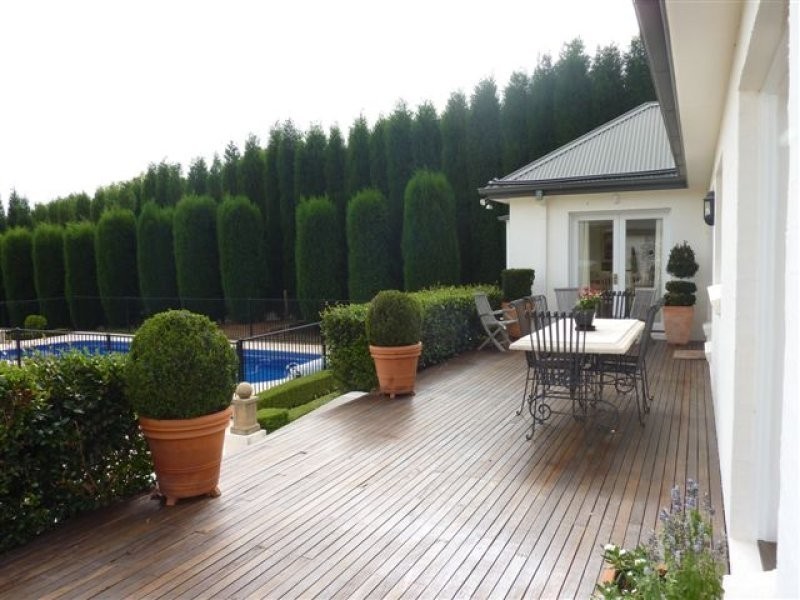 16 Yean Street, Burradoo NSW 2576