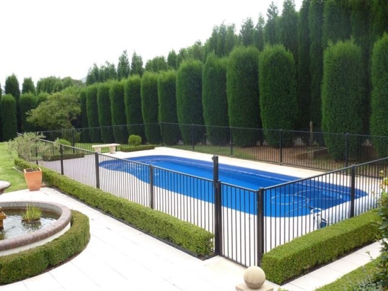 16 Yean Street, Burradoo NSW 2576