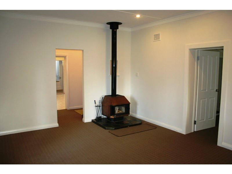 67 Railway Avenue, Bundanoon NSW 2578