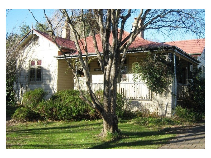 8 Jasmine Street, Bowral NSW 2576