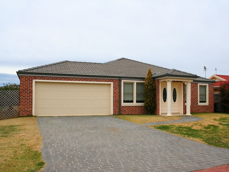 30 Bronwyn Place, Bowral NSW 2576