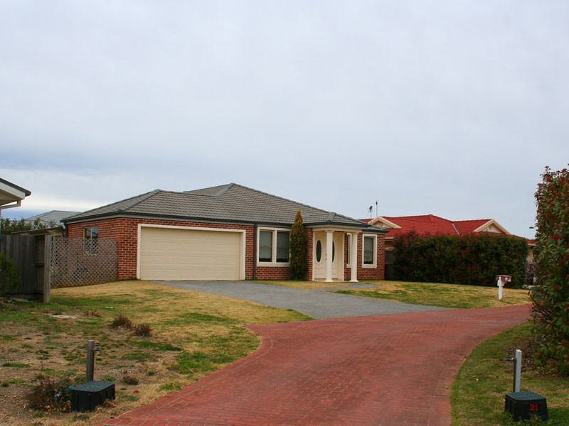 30 Bronwyn Place, Bowral NSW 2576
