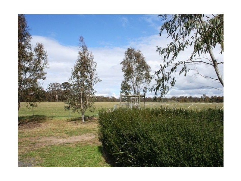 1511 Tugalong Road, Canyonleigh NSW 2577