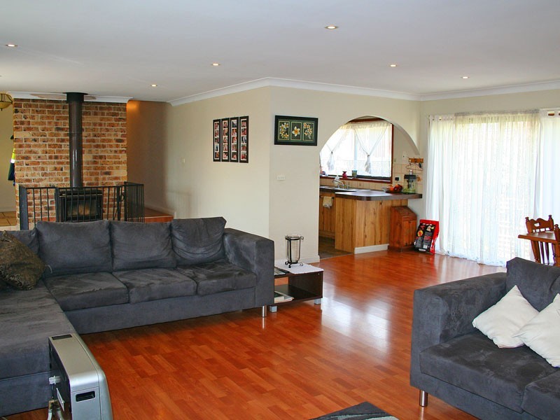 54 Kennedy Close, Moss Vale NSW 2577