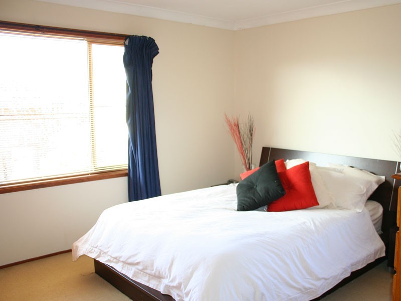 54 Kennedy Close, Moss Vale NSW 2577