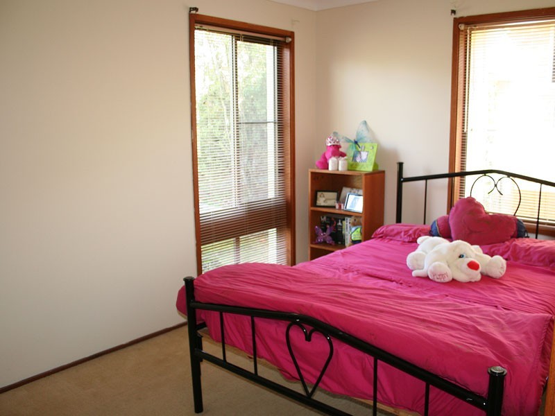 54 Kennedy Close, Moss Vale NSW 2577