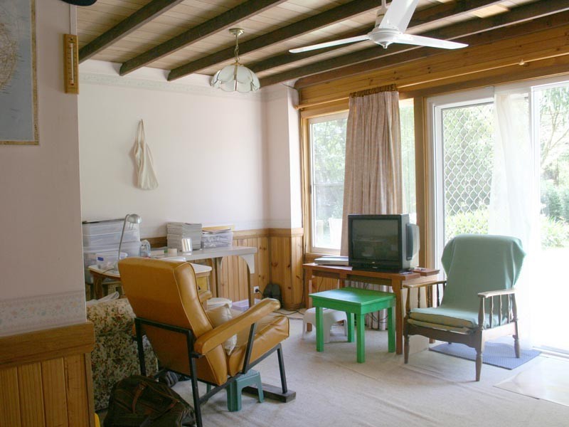 3 Campbell Ave, Burradoo NSW 2576