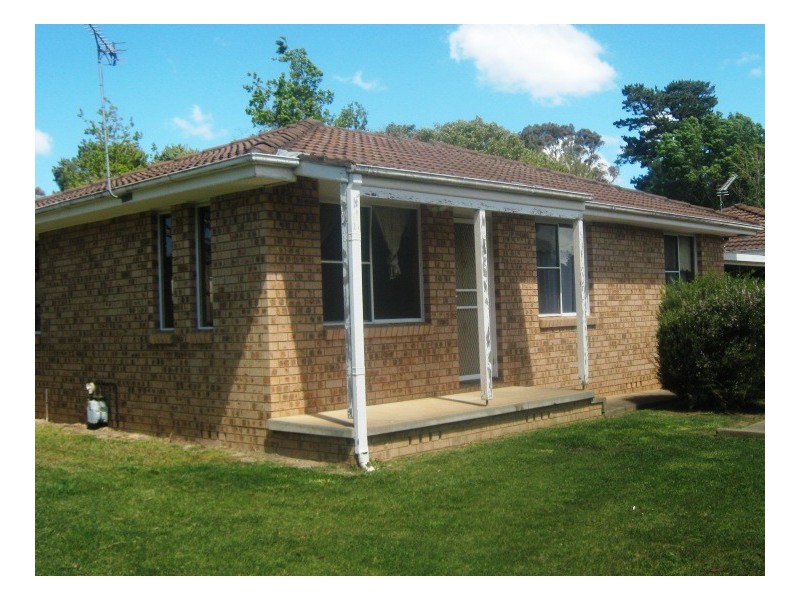 2/19 Stephens Place, Bowral NSW 2576