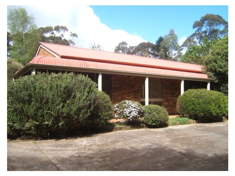 21 Throsby Road, Fitzroy Falls NSW 2577