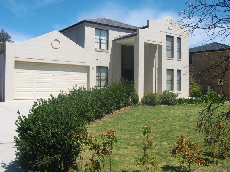 11 Rowland Road, Bowral NSW 2576