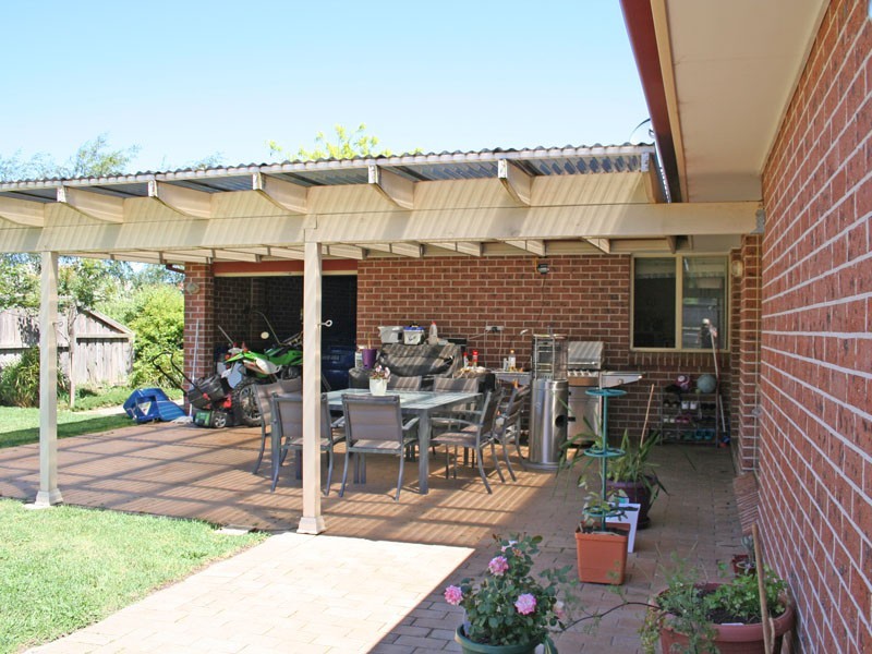 3 Dumfries Place, Bowral NSW 2576