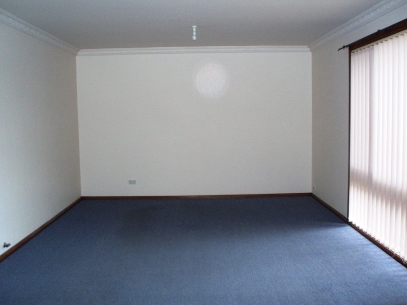 7 Koyong Close, Moss Vale NSW 2577