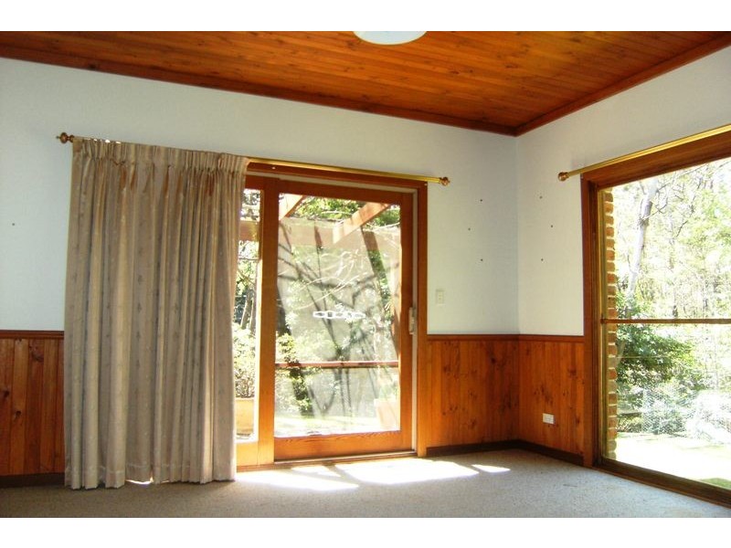 52 Garland Street, Bundanoon NSW 2578