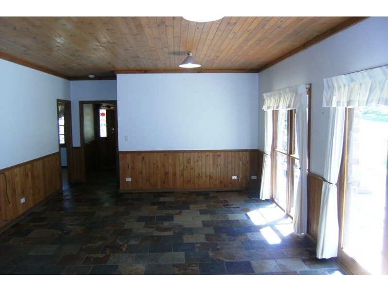 52 Garland Street, Bundanoon NSW 2578