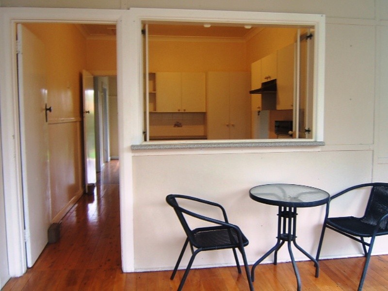 2a Loseby Street, Bowral NSW 2576