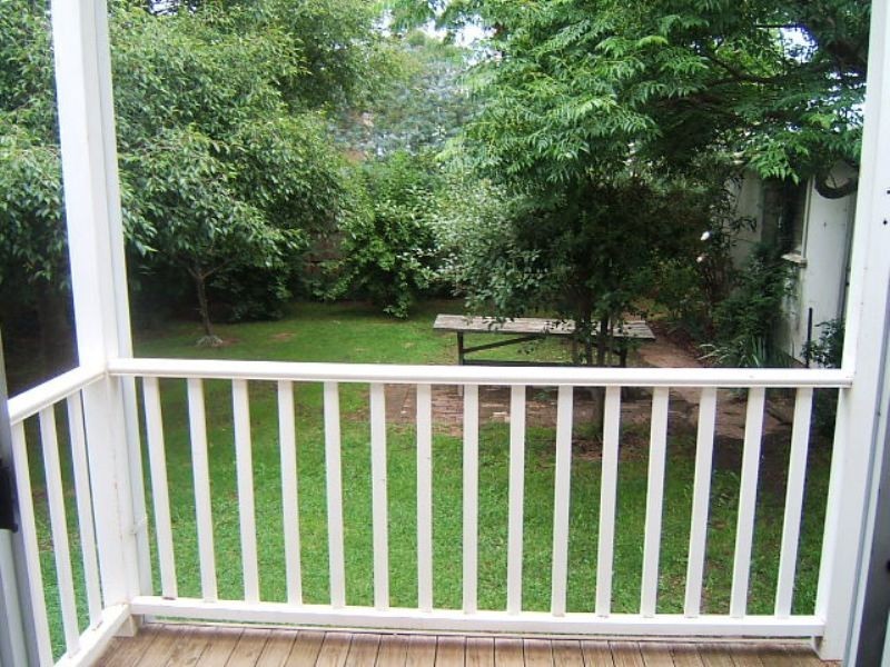 2a Loseby Street, Bowral NSW 2576