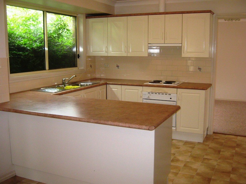 40 Charlotte Street, Robertson NSW 2577