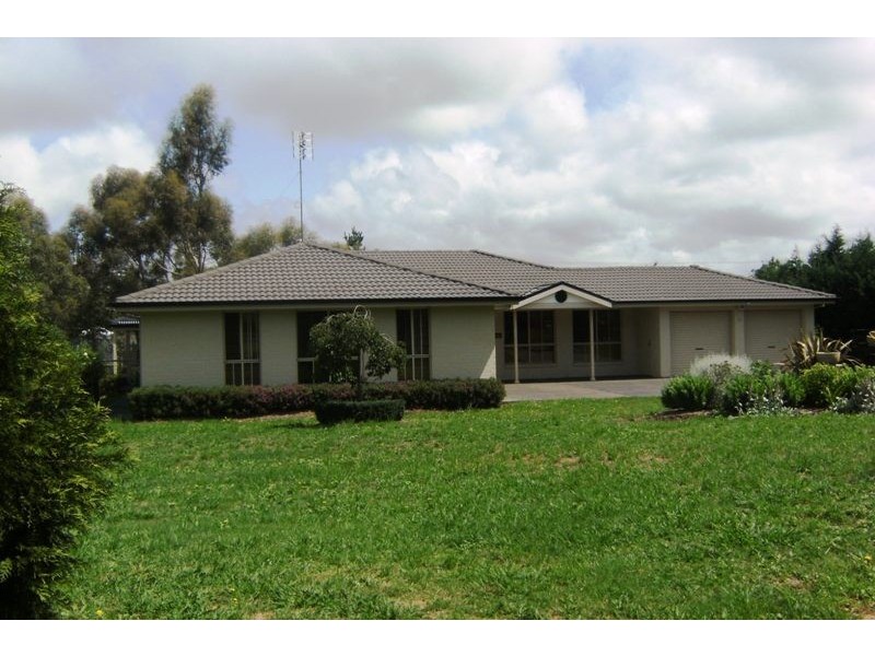 17 Isabella Way, Bowral NSW 2576