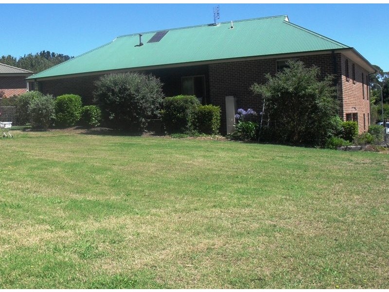 25 Nari Circuit, Moss Vale NSW 2577