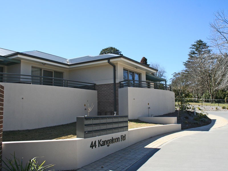2/44 Kangaloon Road, Bowral NSW 2576