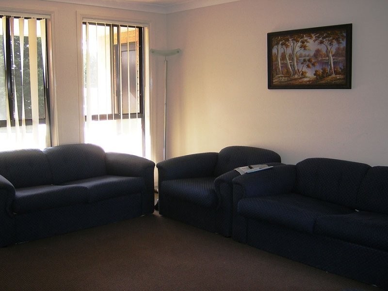 5 Linda Street, Hill Top NSW 2575