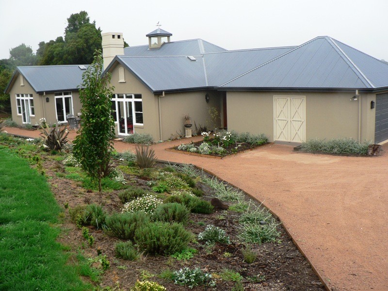 17a May Street, Robertson NSW 2577