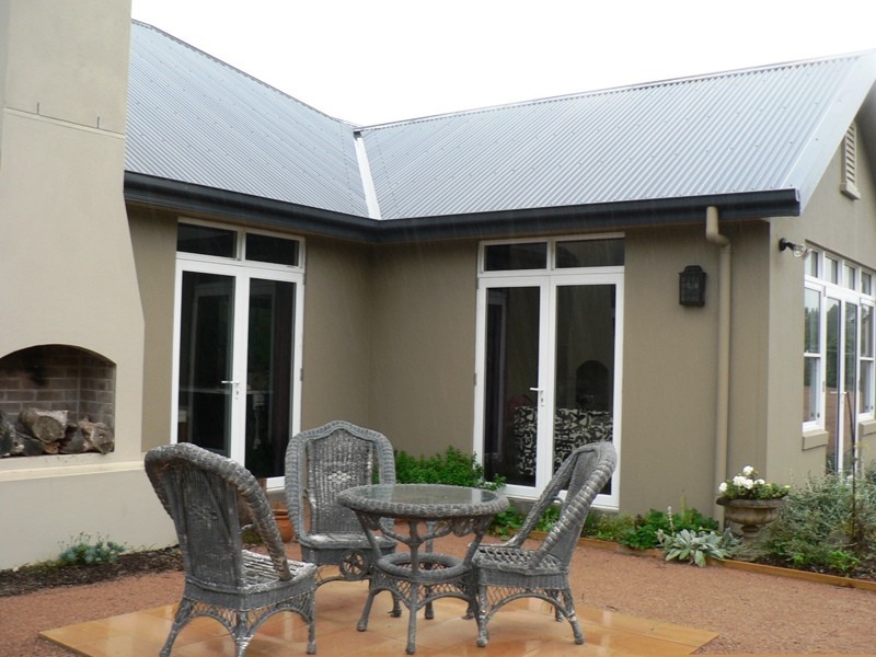 17a May Street, Robertson NSW 2577