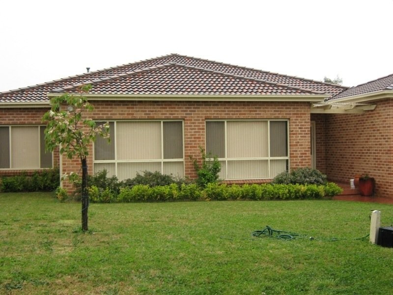 5 Inverness Place, Bowral NSW 2576
