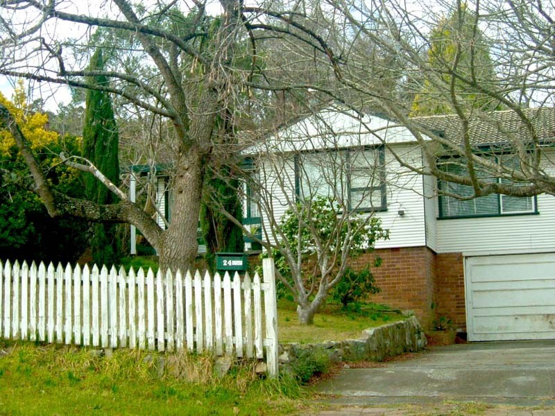 24 Clarke Street, Bowral NSW 2576