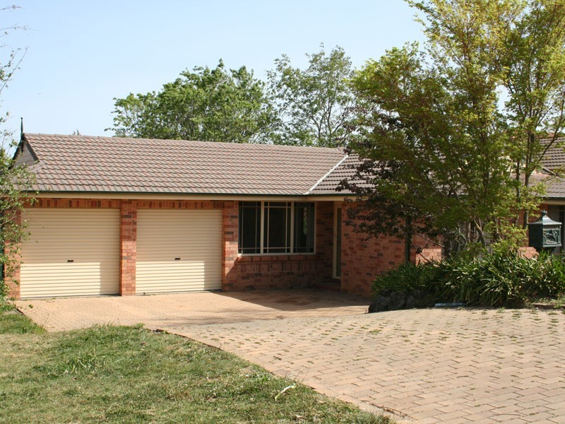 5 Bronwyn Place, Bowral NSW 2576