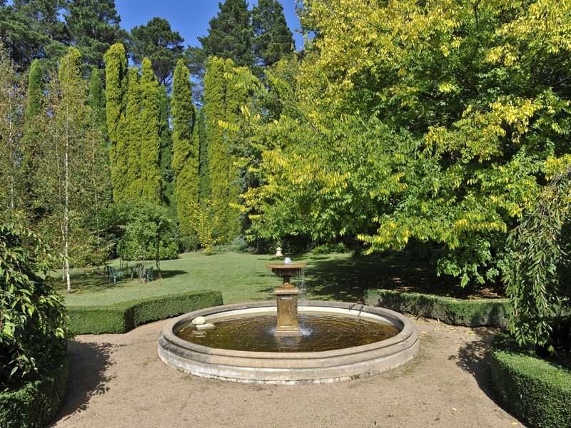 8 Werrington Street, Burradoo NSW 2576