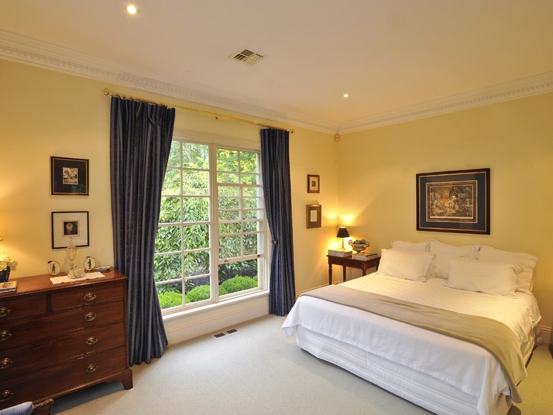 8 Werrington Street, Burradoo NSW 2576