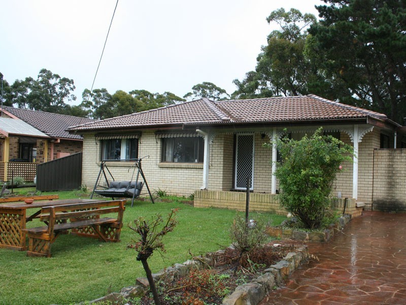 43 Cumberteen Street, Hill Top NSW 2575