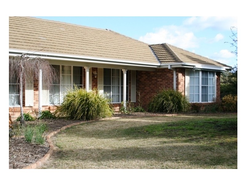 4 Alder Place, Bowral NSW 2576