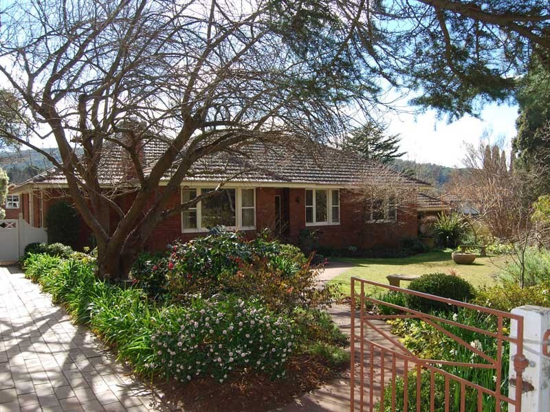 6  Church Street, Bowral NSW 2576