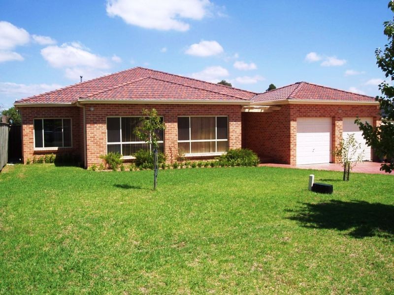 5 Inverness Place, Bowral NSW 2576