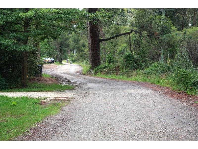 18 Railway Parade, Braemar NSW 2575