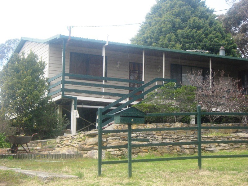 4-6 Cumbertine Street, Hill Top NSW 2575