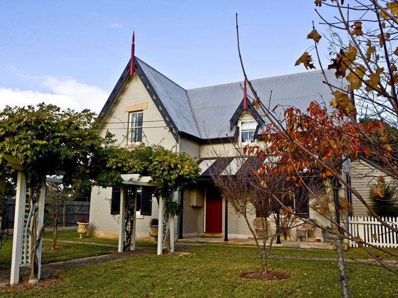 24 Browley Street, Moss Vale NSW 2577