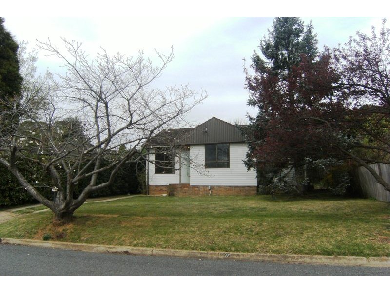 37 Park Road, Bowral NSW 2576