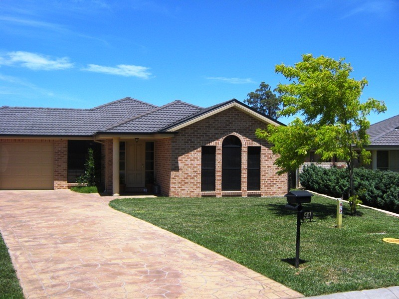 44 Glenquarry Crescent, Bowral NSW 2576