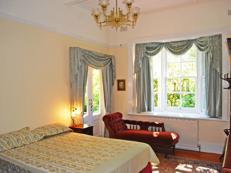 17  Riversdale Avenue, Burradoo NSW 2576