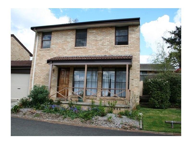 1/8 Arthur Street, Moss Vale NSW 2577
