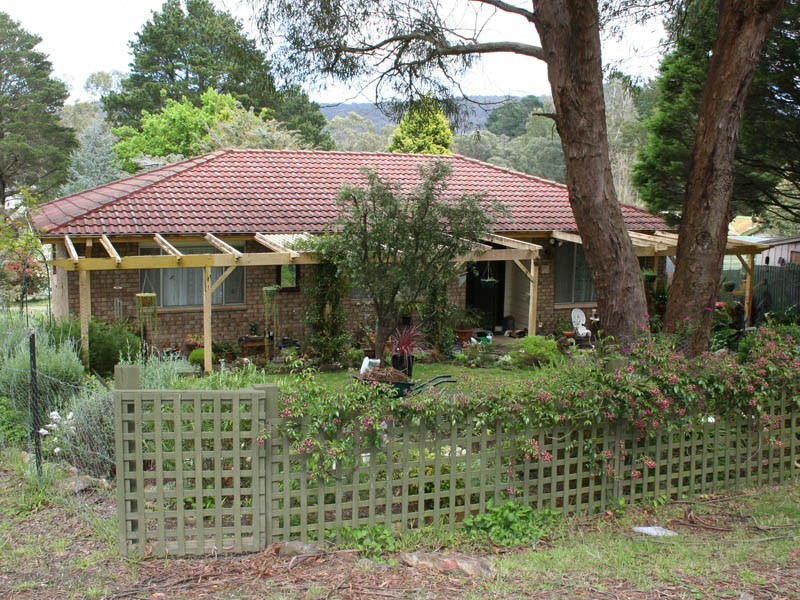 7 Bowral Street, Welby NSW 2575